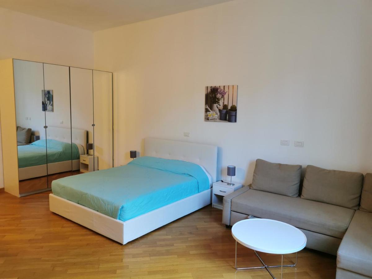 Residenza Piazza Santo Stefano Lägenhet Bologna Exteriör bild