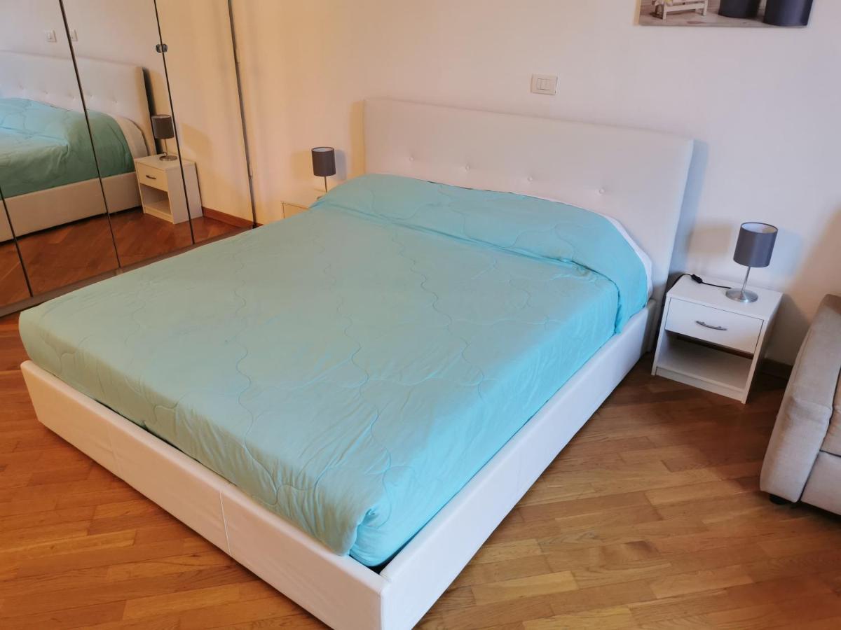 Residenza Piazza Santo Stefano Lägenhet Bologna Exteriör bild