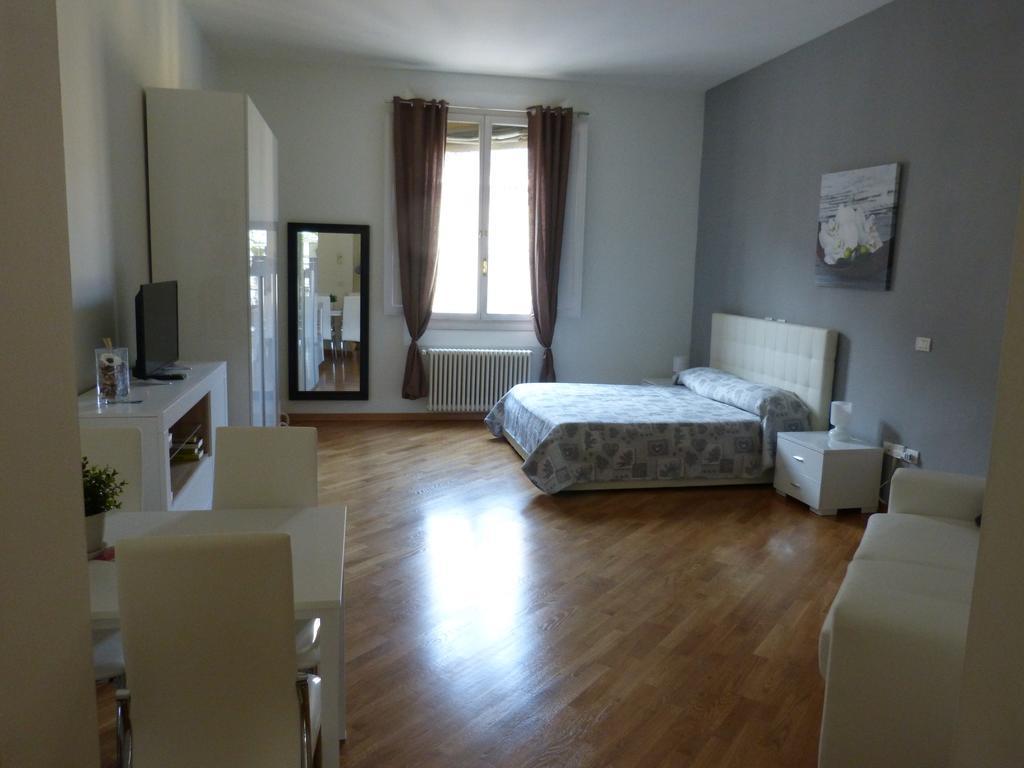 Residenza Piazza Santo Stefano Lägenhet Bologna Exteriör bild